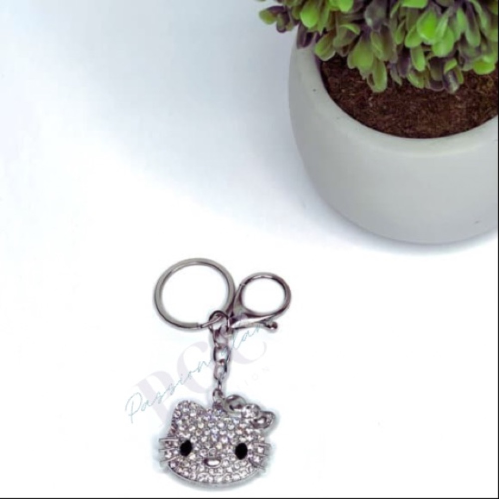 Hello kitty keychain
